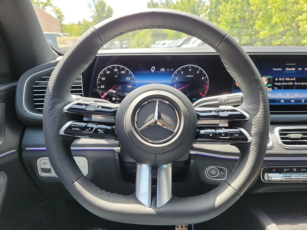 2025 Mercedes-Benz GLS 450 4MATIC 15