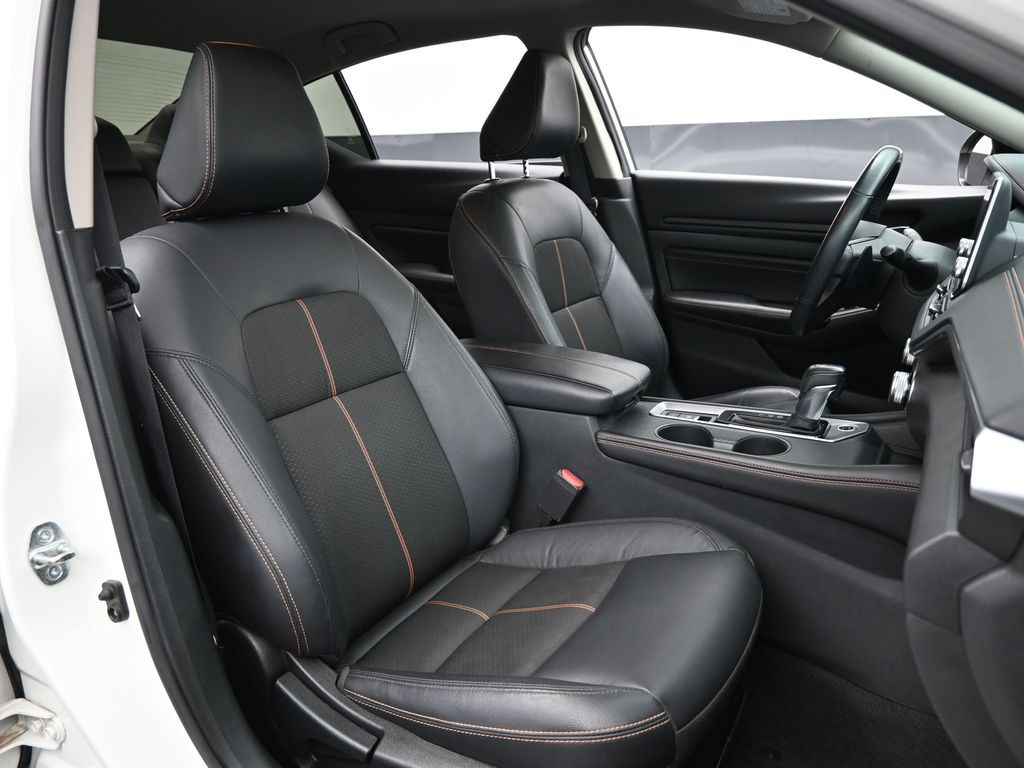 2022 Nissan Altima SR Intelligent AWD