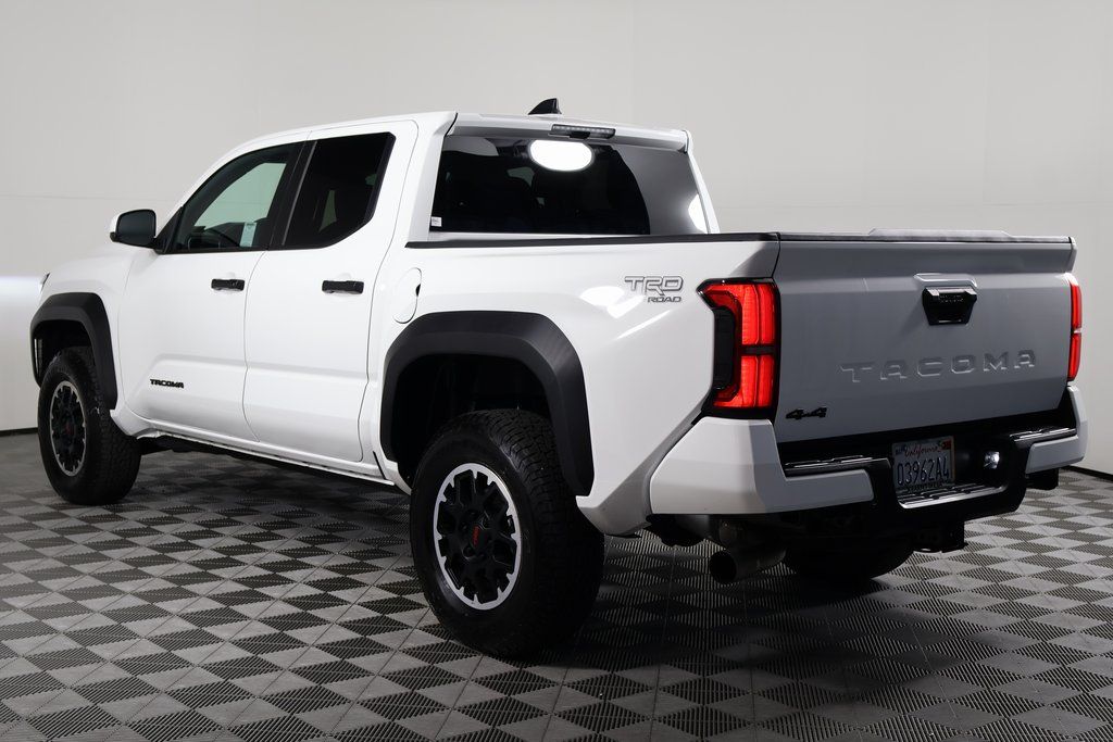 Thumbnail: 2024 Toyota Tacoma - 6