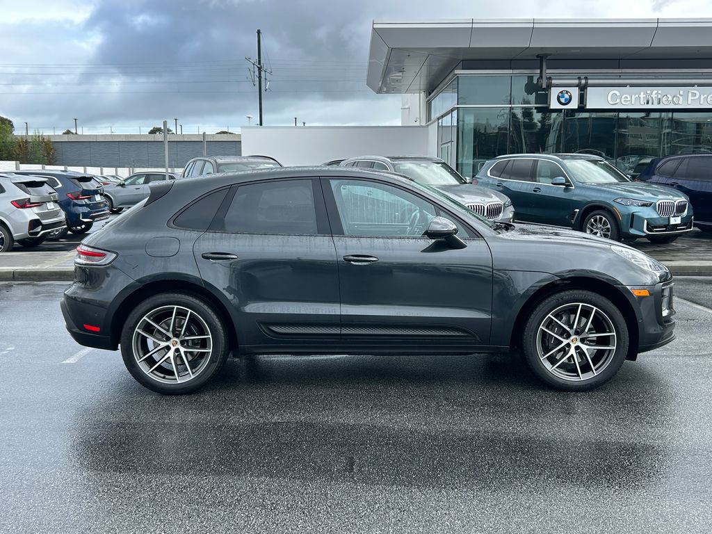 Thumbnail: 2023 Porsche Macan - 6