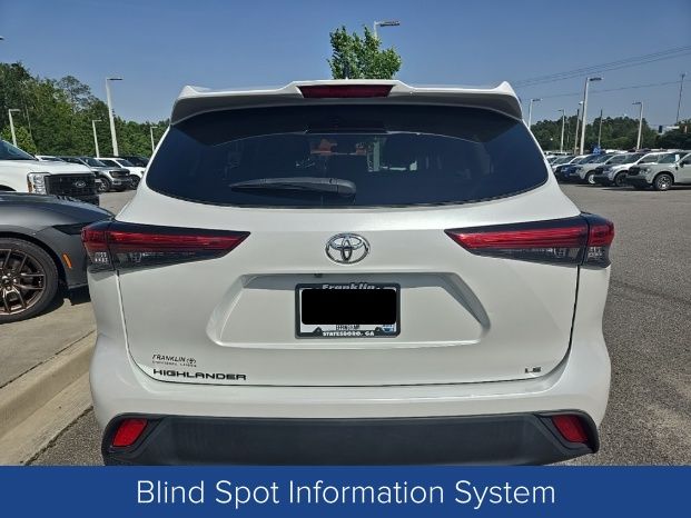 2023 Toyota Highlander LE