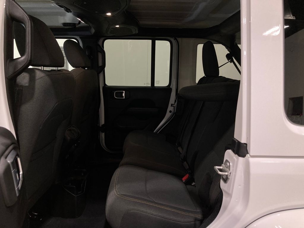 2024 Jeep Wrangler 4-Door Sahara 4x4