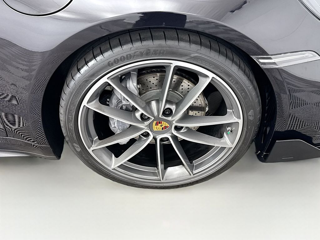 Thumbnail: 2021 Porsche 911 - 29