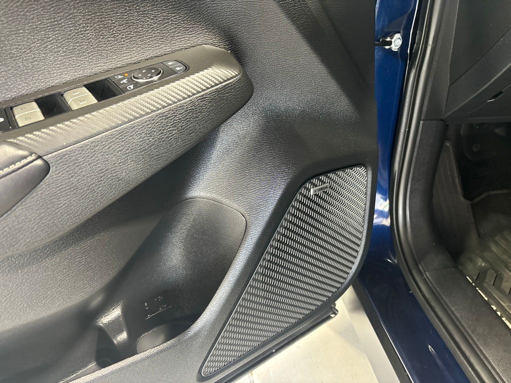 Used 2025 Mitsubishi Outlander SUV