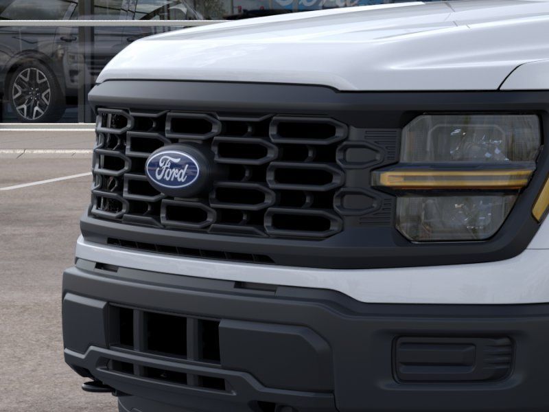 New 2026 Oxford White Ford XL image 17