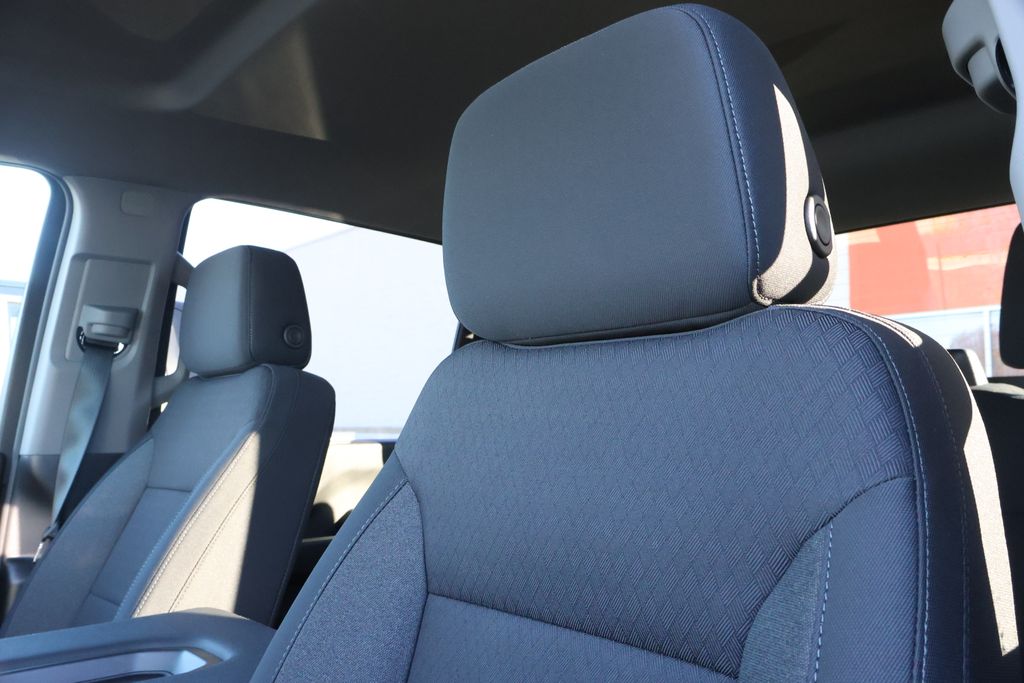 Thumbnail: 2026 Chevrolet Silverado 2500 - 14