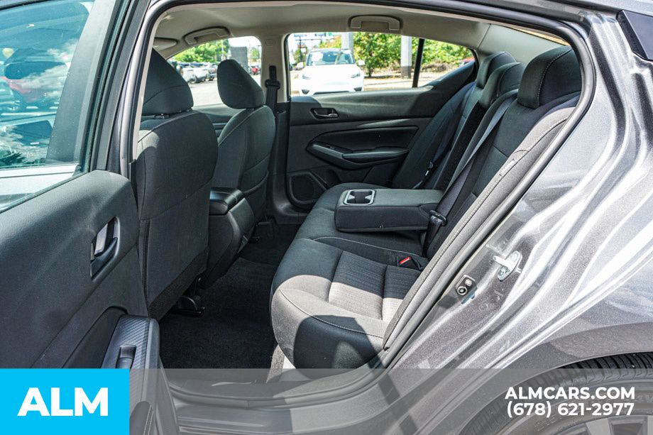Used 2025 Gray Nissan 2.5 SV image 21