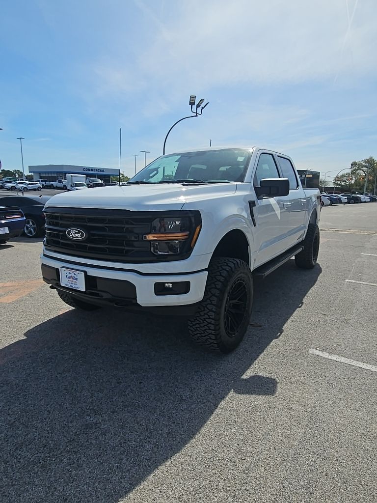 View vehicle photo 4