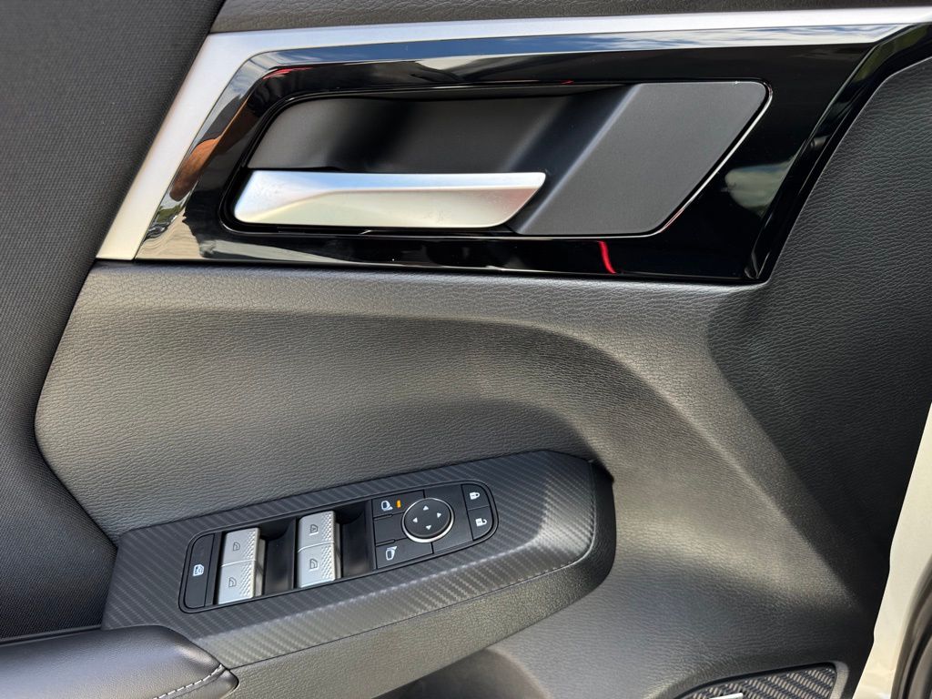 New 2025 Mitsubishi Outlander SUV
