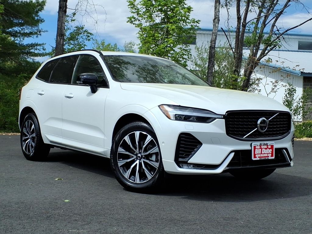 White 2025 Volvo XC60 B5 Plus Dark Theme AWD SUV / Crossover All-Wheel Drive Automatic