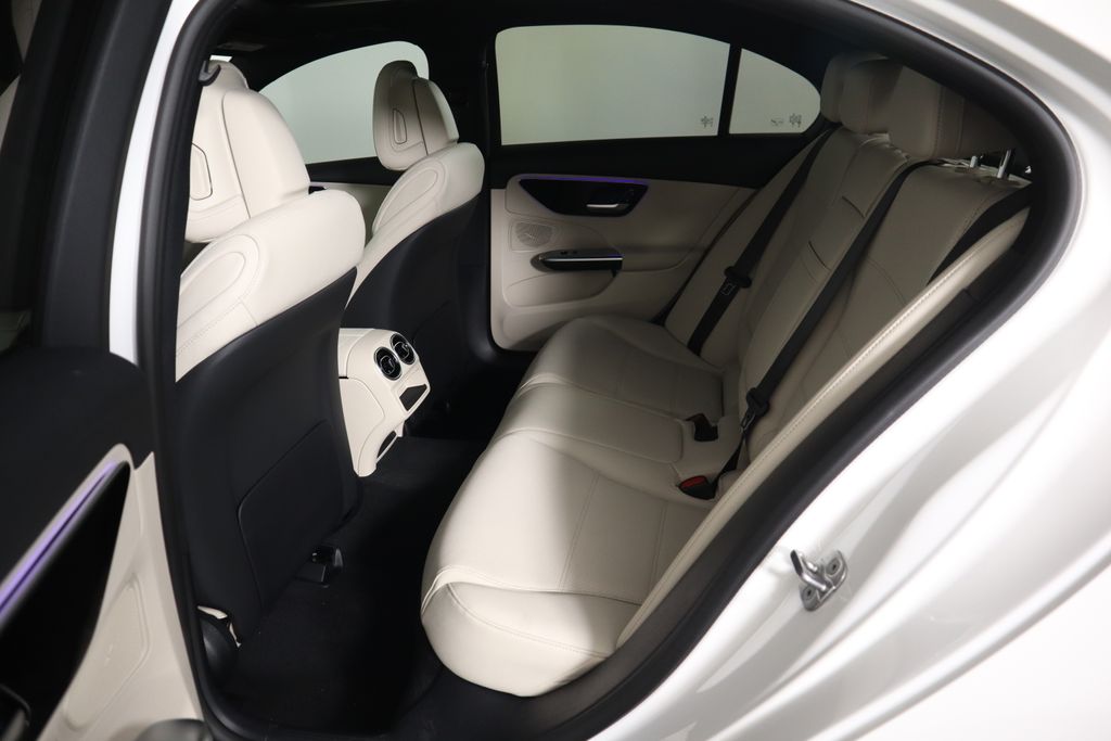 Thumbnail: 2025 Mercedes-Benz C-Class - 21