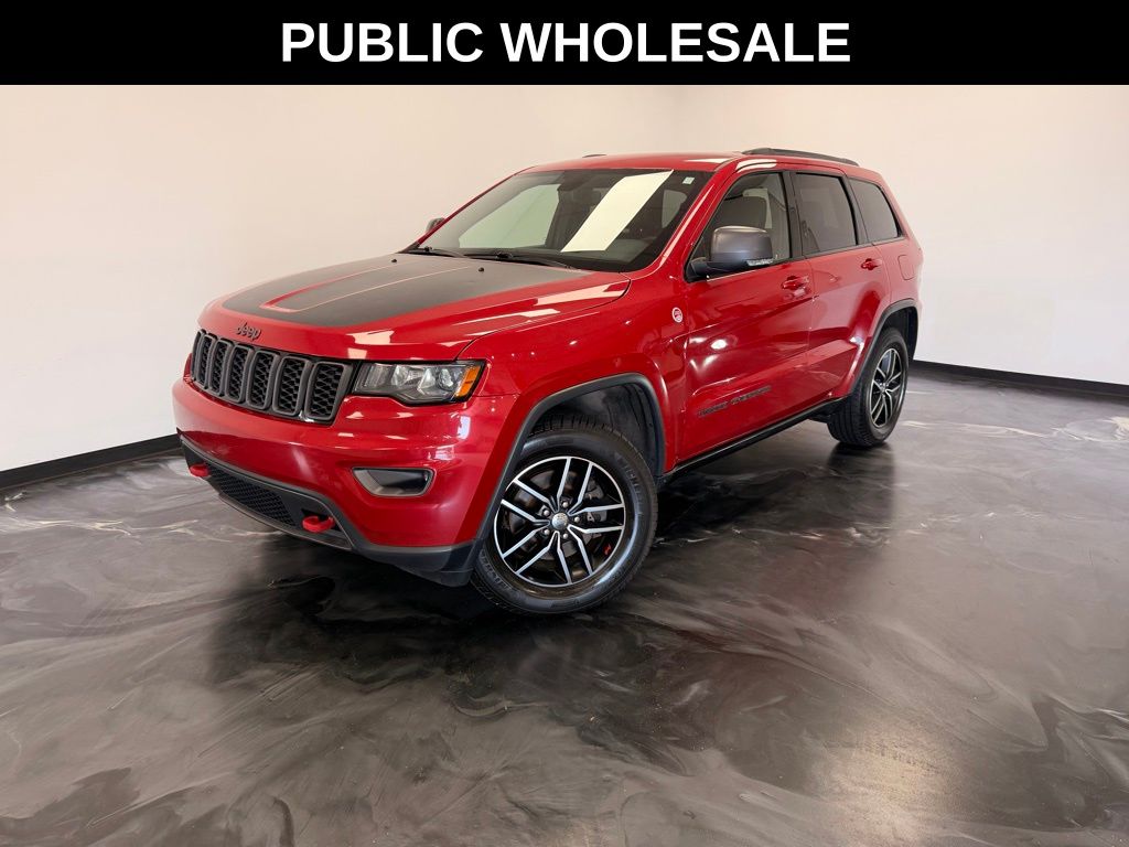Redline 2 Coat Pearl 2018 Jeep Grand Cherokee Trailhawk 4WD SUV / Crossover Four-Wheel Drive 8-Speed Automatic