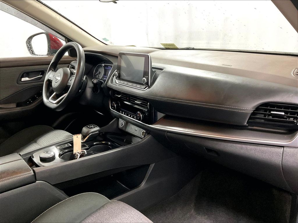 2023 Nissan Rogue — photo 14
