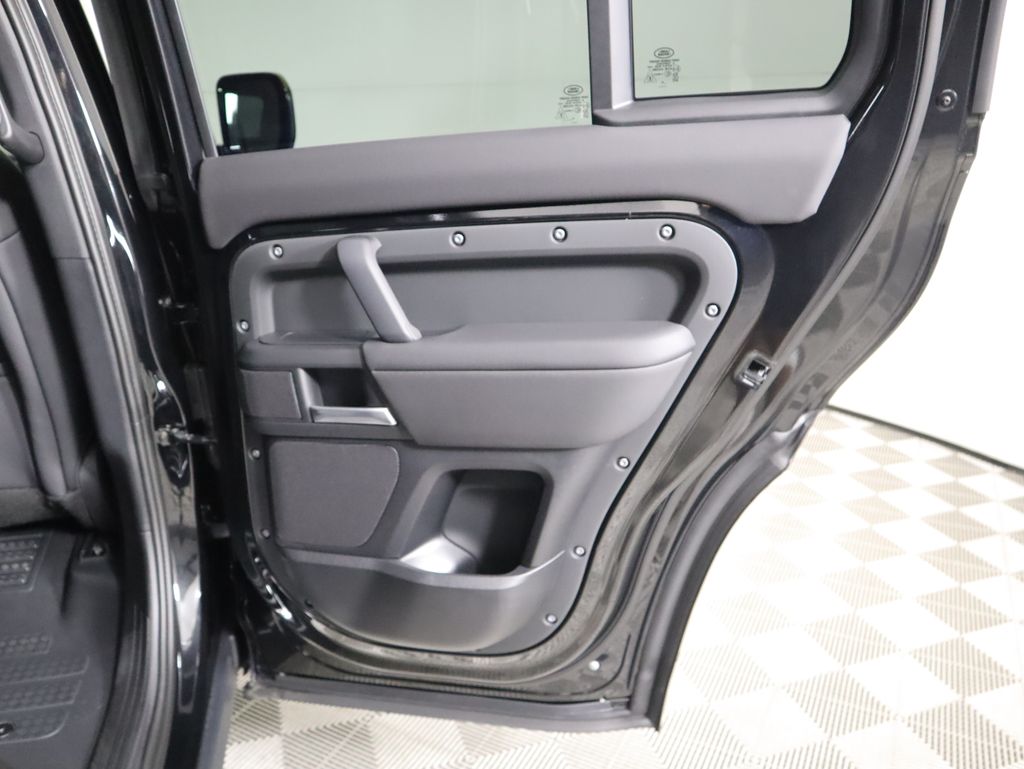 Thumbnail: 2026 Land Rover Defender - 28