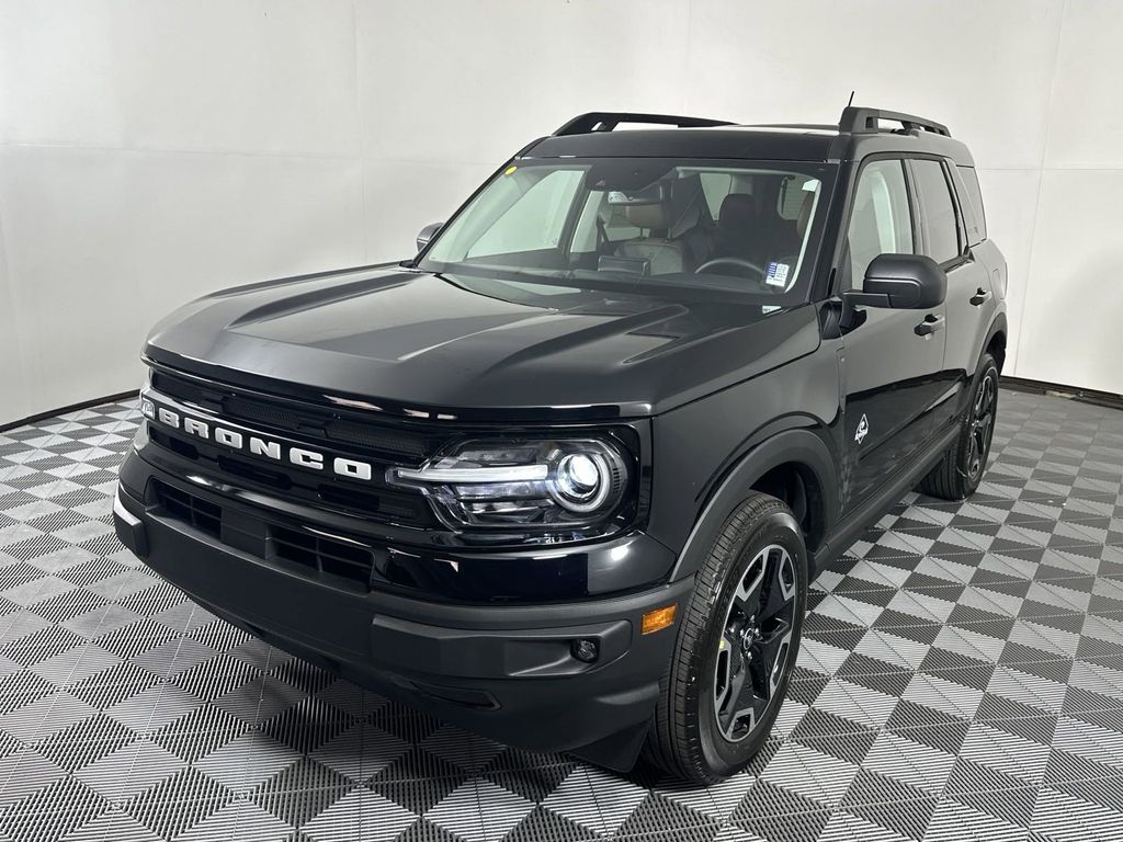 2024 Ford Bronco Sport Outer Banks 3