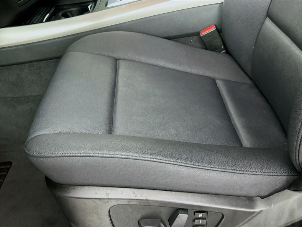 Thumbnail: 2013 BMW X5 - 18