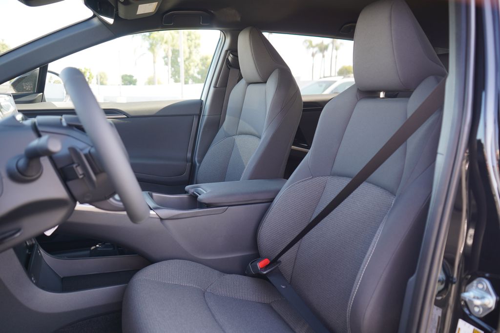 2025 Subaru Solterra Premium 6