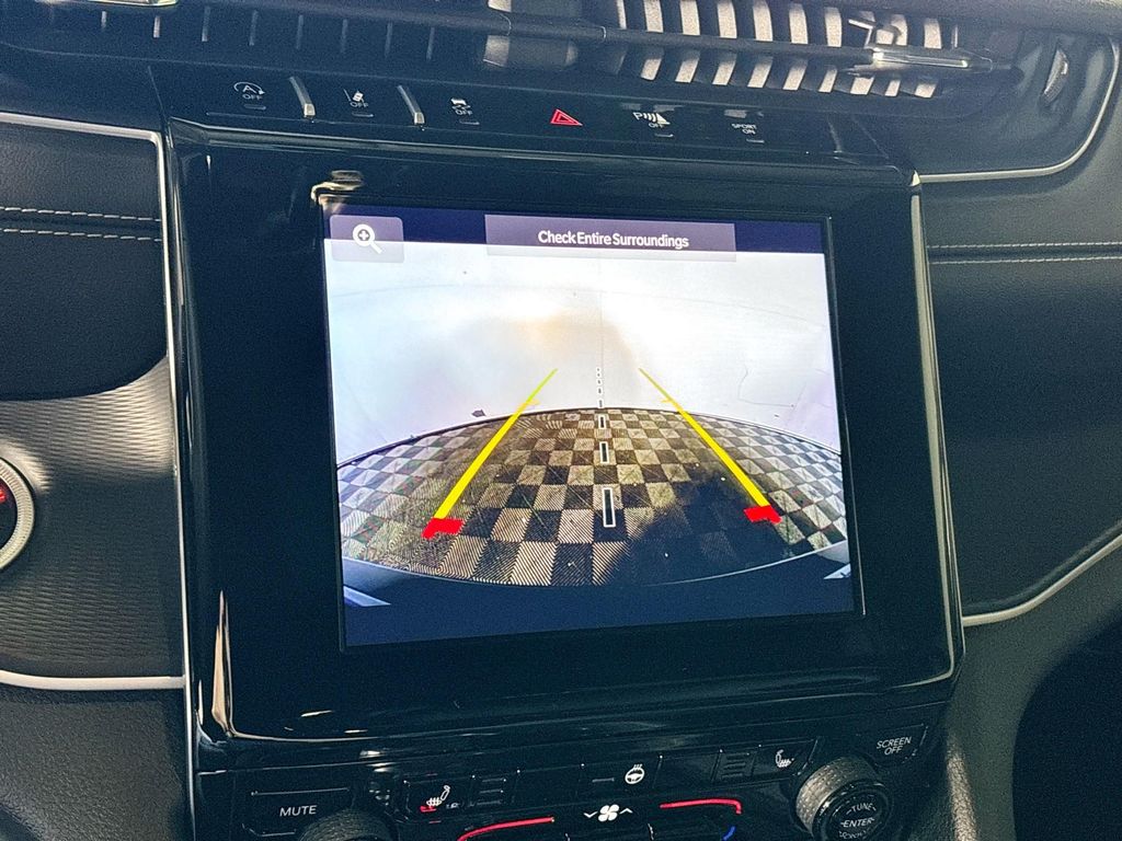 2024 Jeep Grand Cherokee Altitude