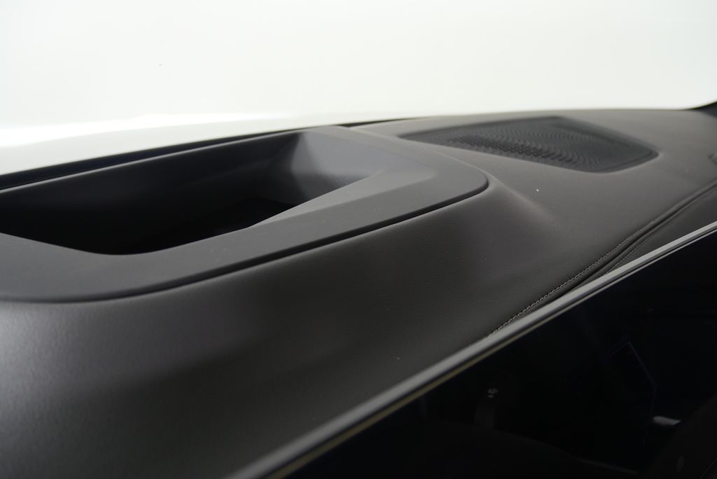 Thumbnail: 2026 BMW X5 - 18