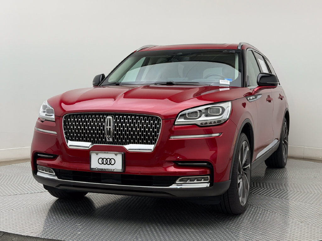 Thumbnail: 2021 Lincoln Aviator - 3