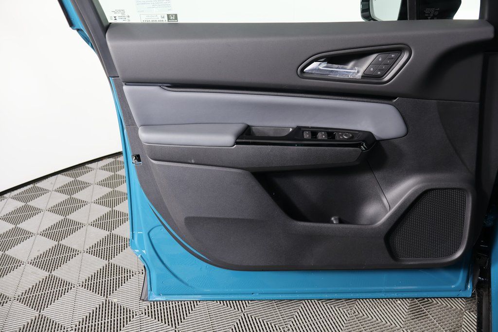 Thumbnail: 2026 Honda Prologue - 7