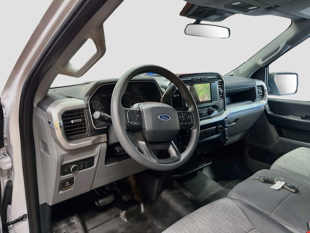Used 2022 Oxford White Ford XL image 9