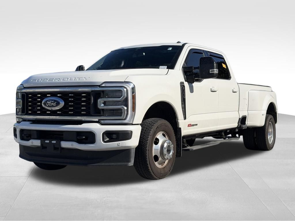 2025 Ford F-350 Super Duty Platinum