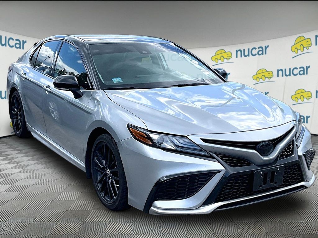 2024 Toyota Camry — photo 1