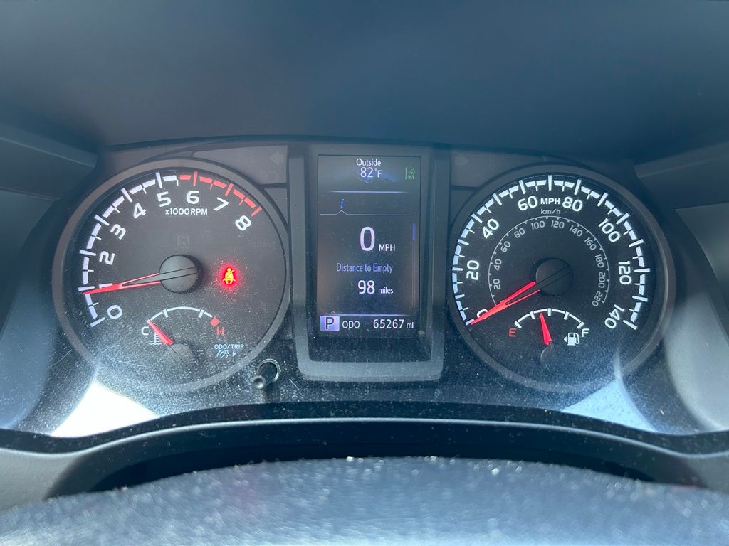 Thumbnail: 2018 Toyota Tacoma - 23