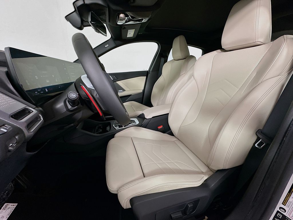 Thumbnail: 2026 BMW 2 Series - 16