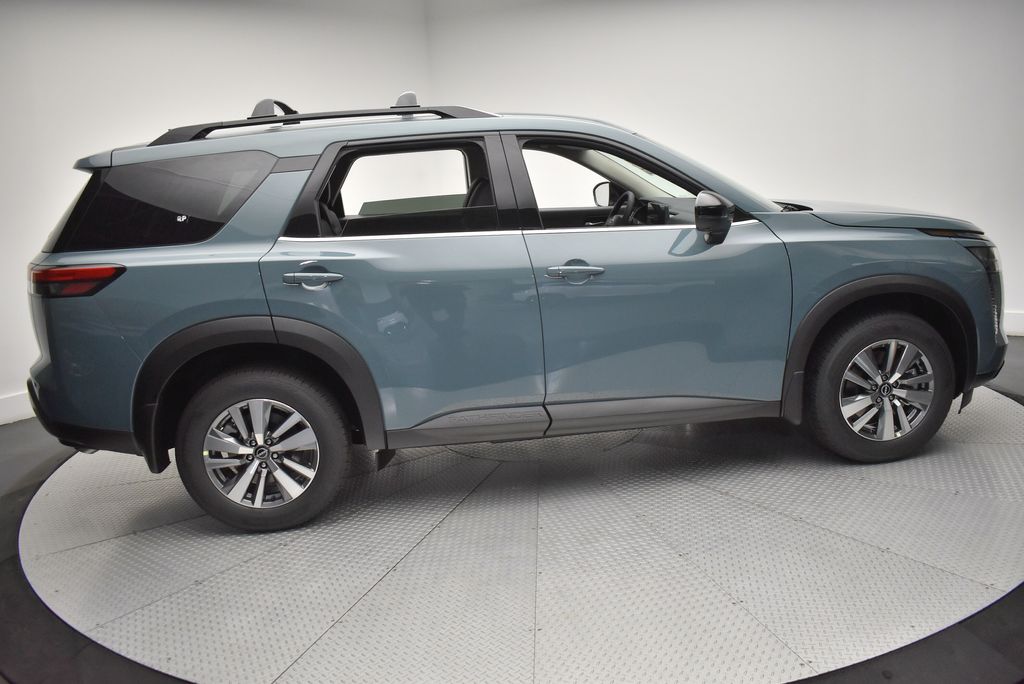 Thumbnail: 2026 Nissan Pathfinder - 4