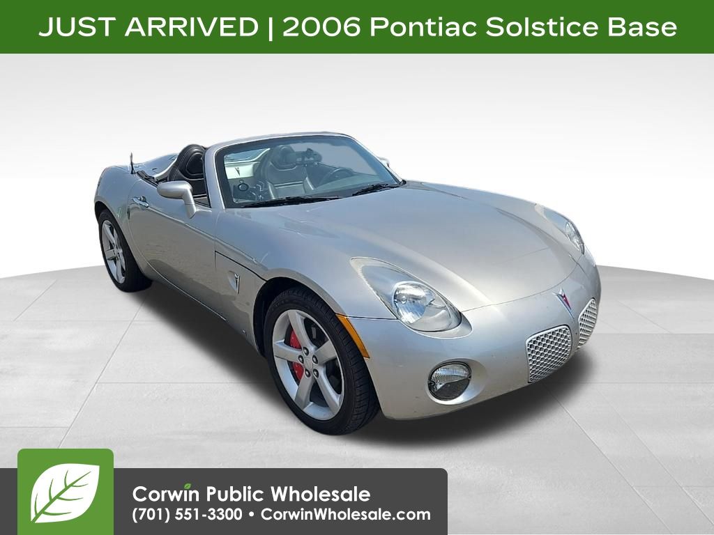Cool Liquid Silver Metallic 2006 Pontiac Solstice Convertible Rear-Wheel Drive 5-Speed Manual