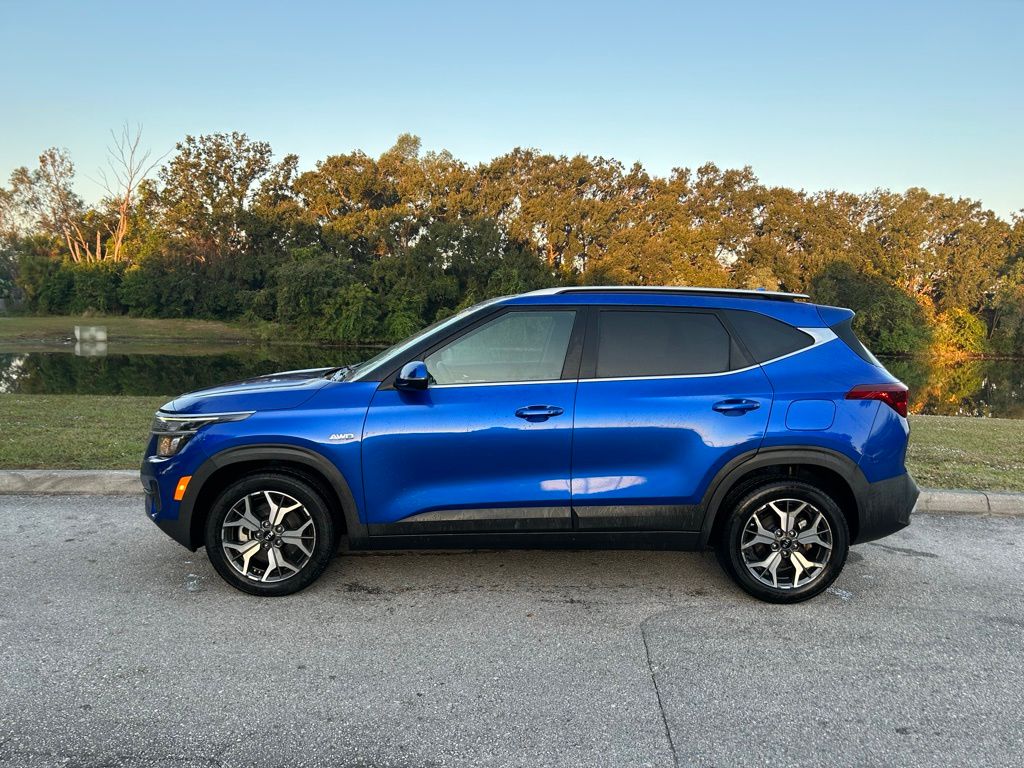 Thumbnail: 2021 Kia Seltos - 2