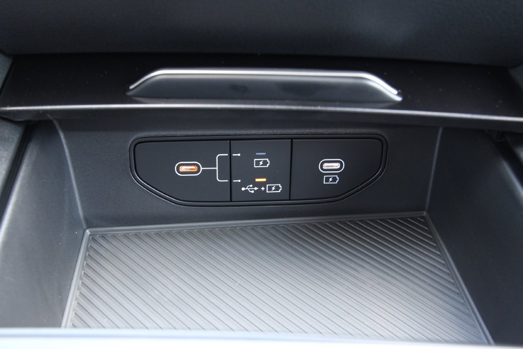 New 2027 Kia Sportage Hybrid SUV