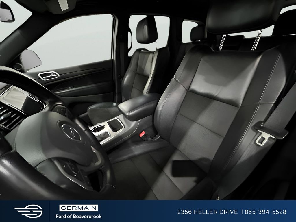 Used 2022 Black Jeep Laredo X image 15