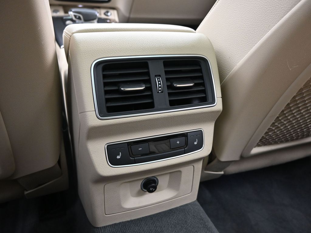 2018 Audi Q5 2.0T quattro Premium Plus