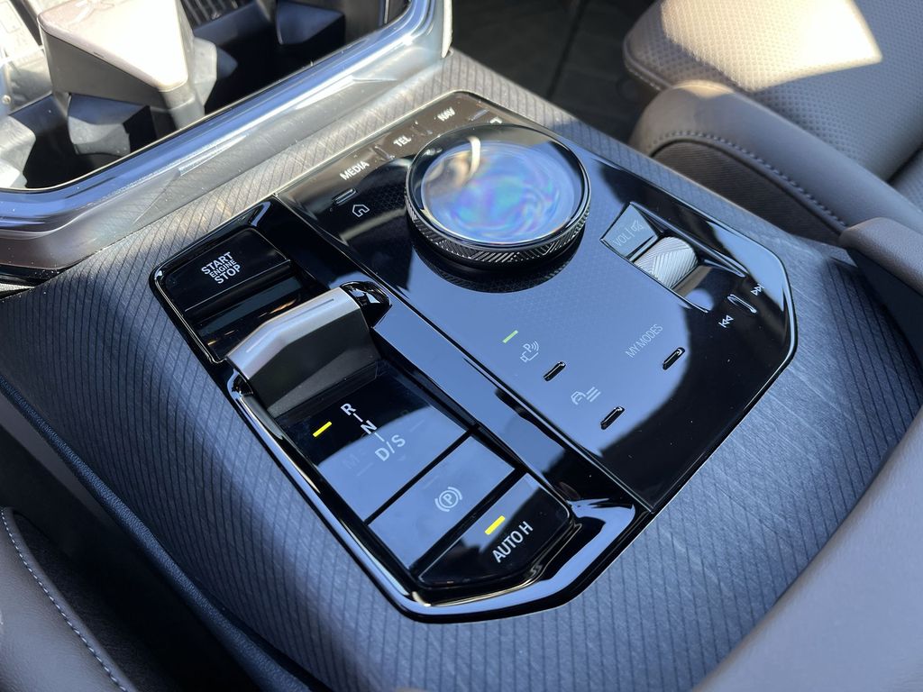 Thumbnail: 2025 BMW X3 - 20