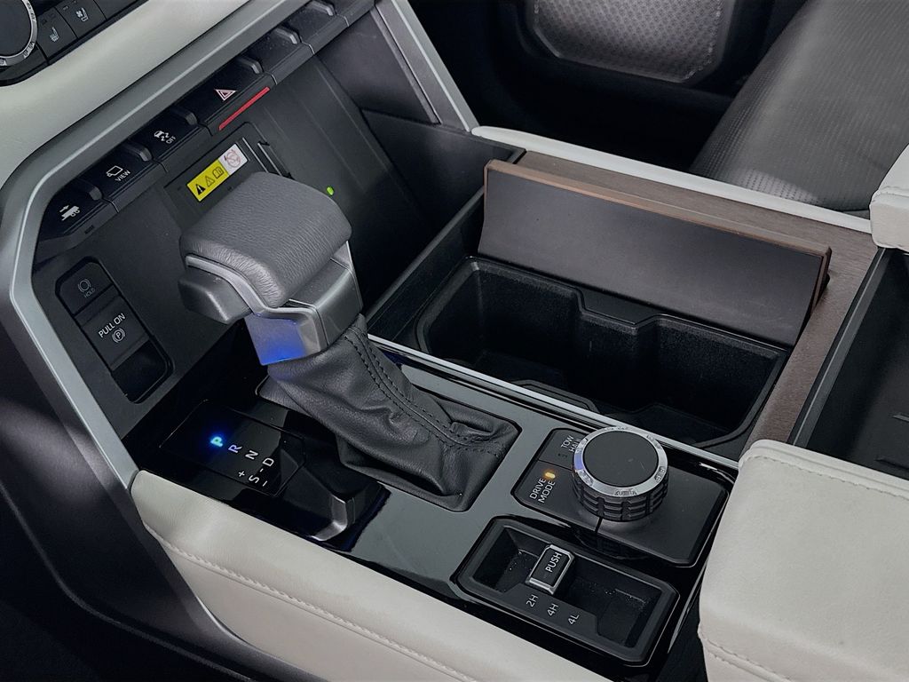 Thumbnail: 2023 Toyota Tundra - 16