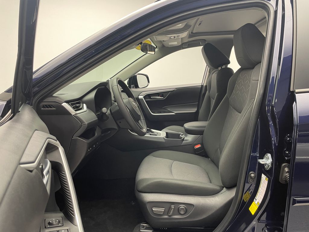 Thumbnail: 2025 Toyota RAV4 - 12