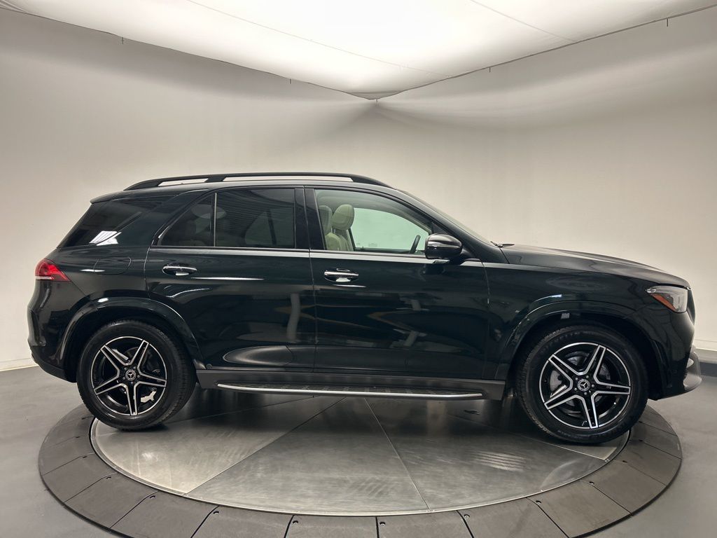 Thumbnail: 2022 Mercedes-Benz GLE - 8