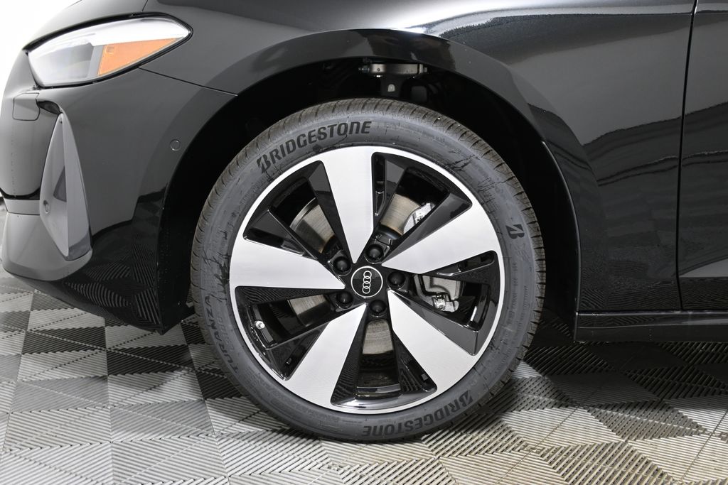 Thumbnail: 2025 Audi A5 - 11