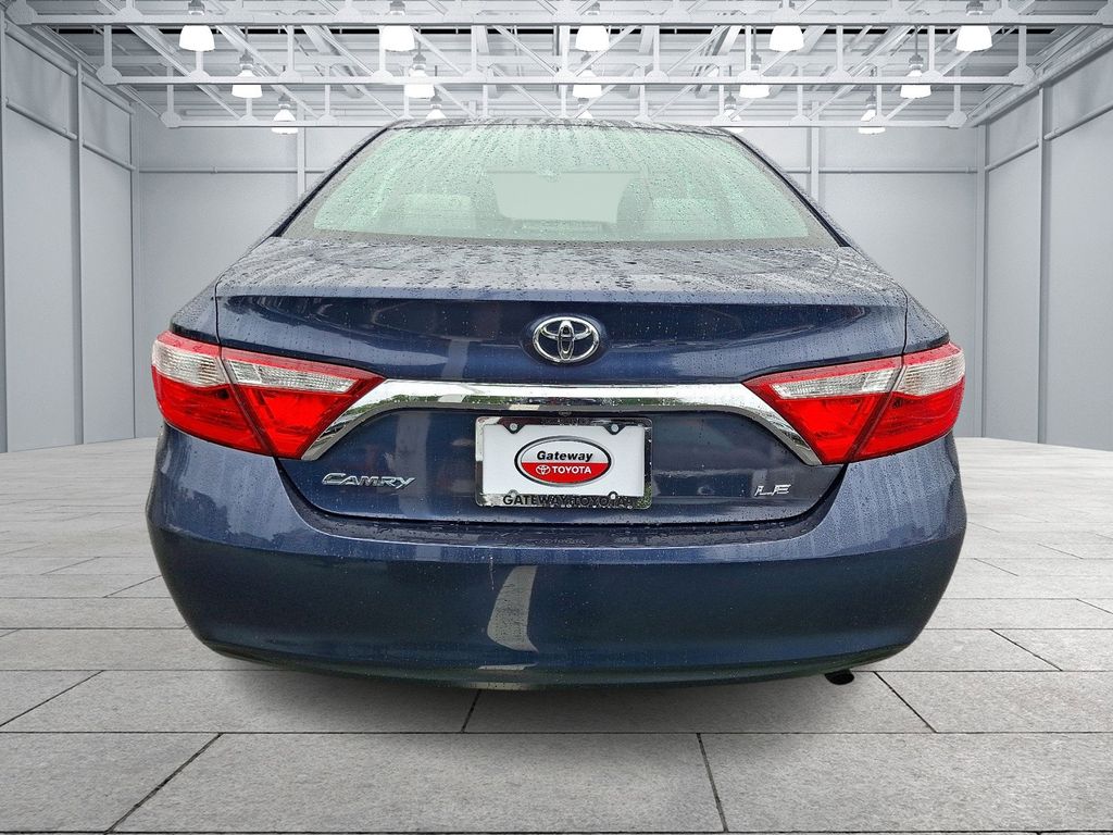 Thumbnail: 2015 Toyota Camry - 5