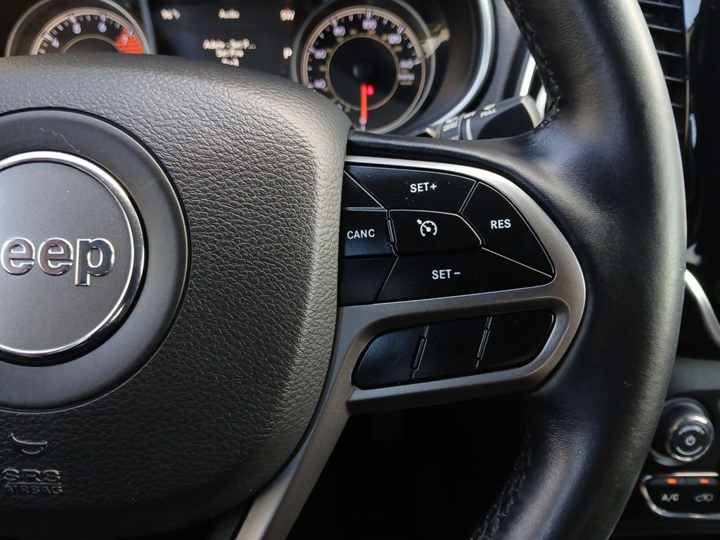 Used Car 2019 Jeep Cherokee  Limited For Sale Under $20,000 In Austin, Texas