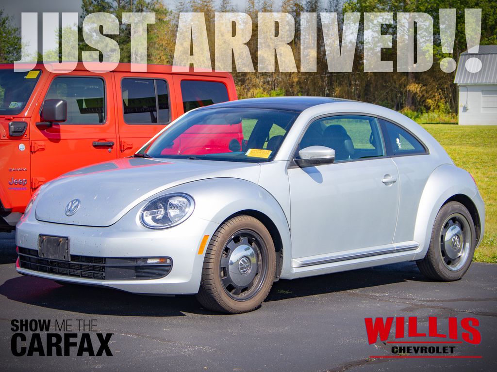 Silver 2012 Volkswagen Beetle 2.5L Hatchback Front-Wheel Drive 6-Speed Automatic