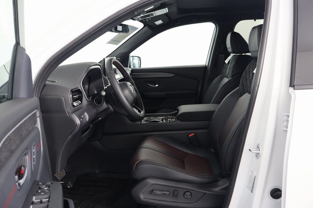 Thumbnail: 2026 Honda Pilot - 5