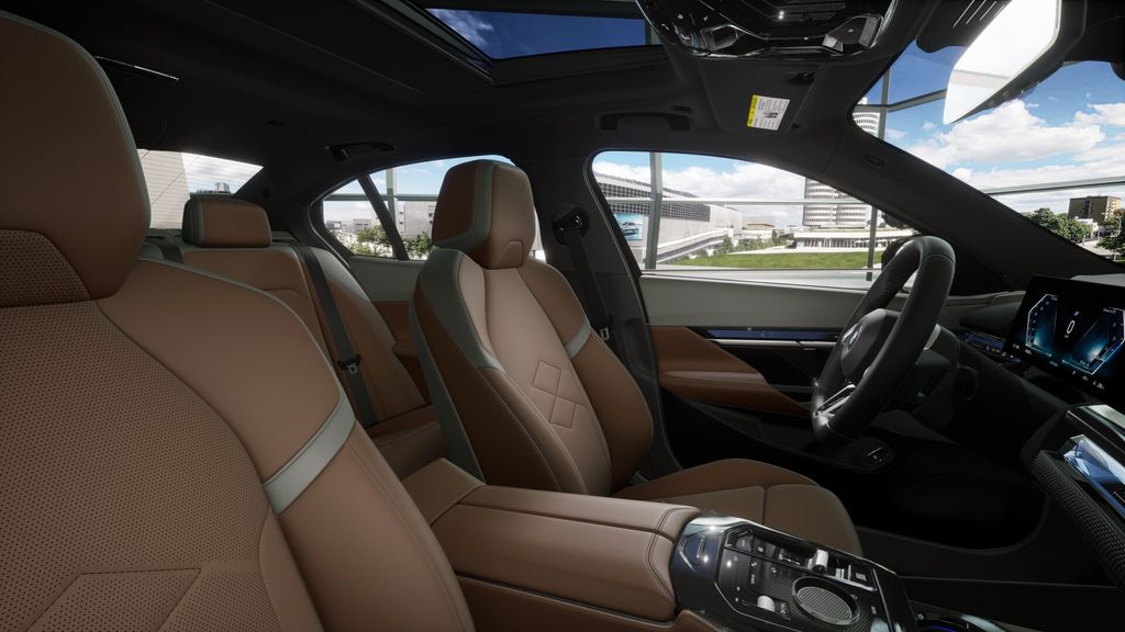 Thumbnail: 2026 BMW i5 - 32