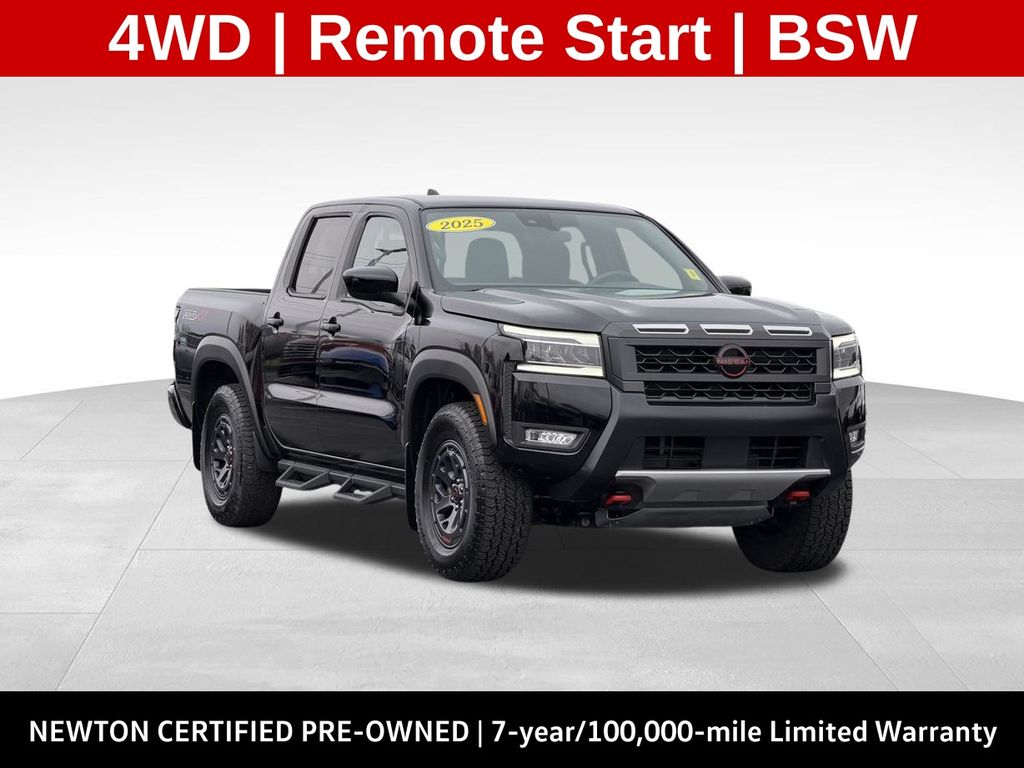 2025 Nissan Frontier PRO-4X Crew Cab 4WD