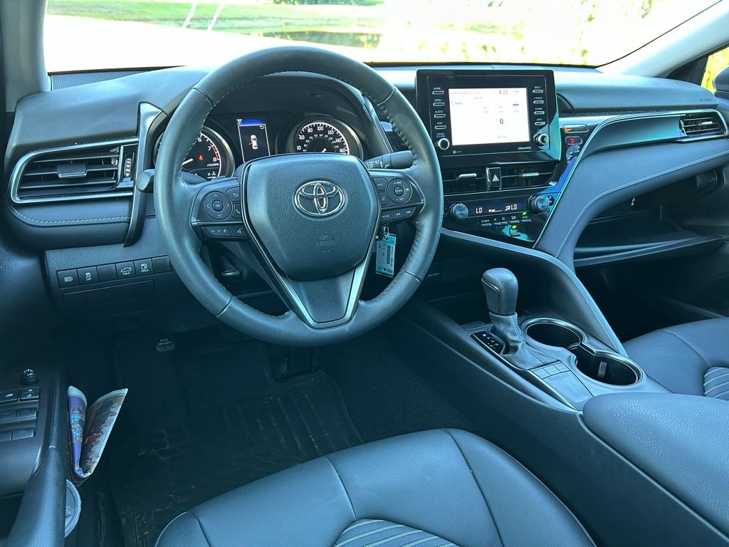 Thumbnail: 2024 Toyota Camry - 12