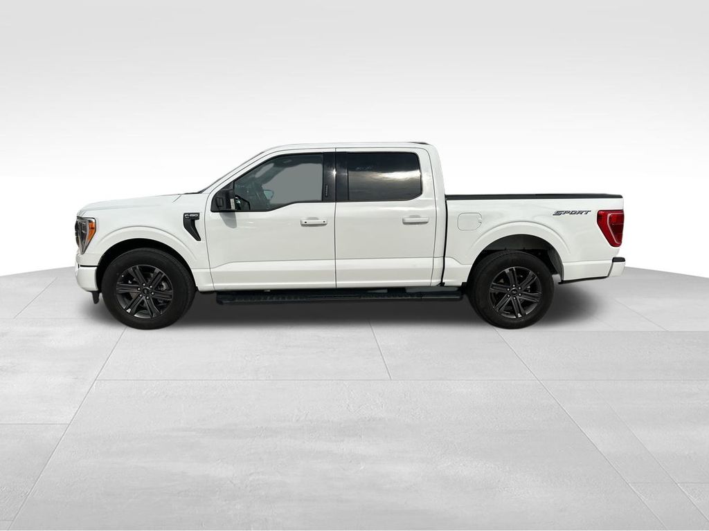 2023 Oxford White Ford F-150 XLT RWD Truck