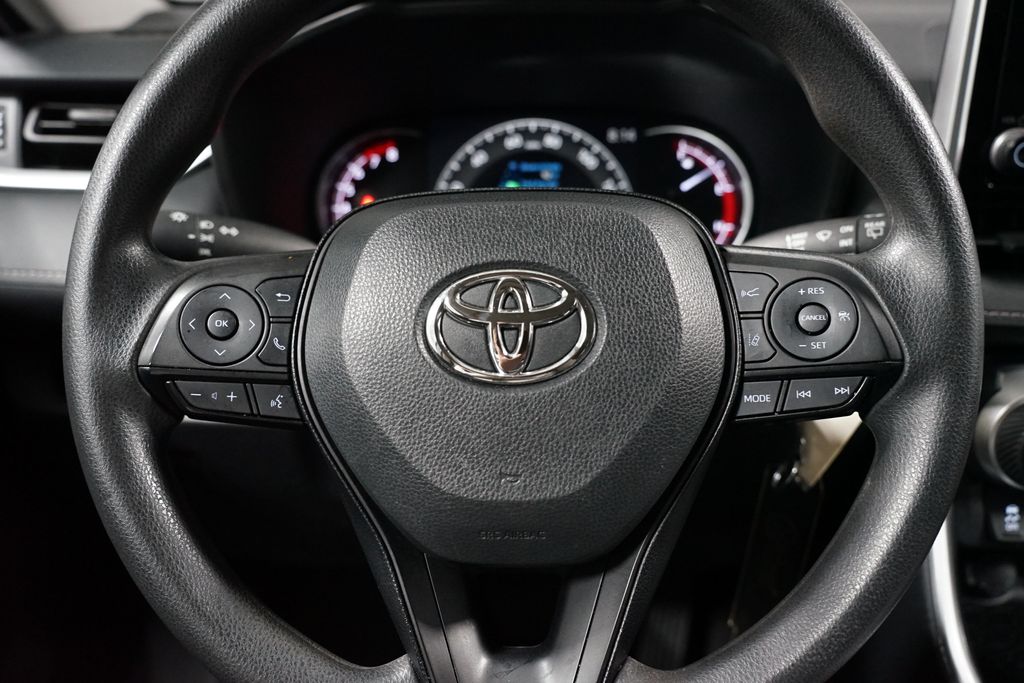 Thumbnail: 2024 Toyota RAV4 - 12